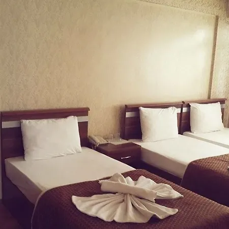 Ξενοδοχείο Konak Otel 2*